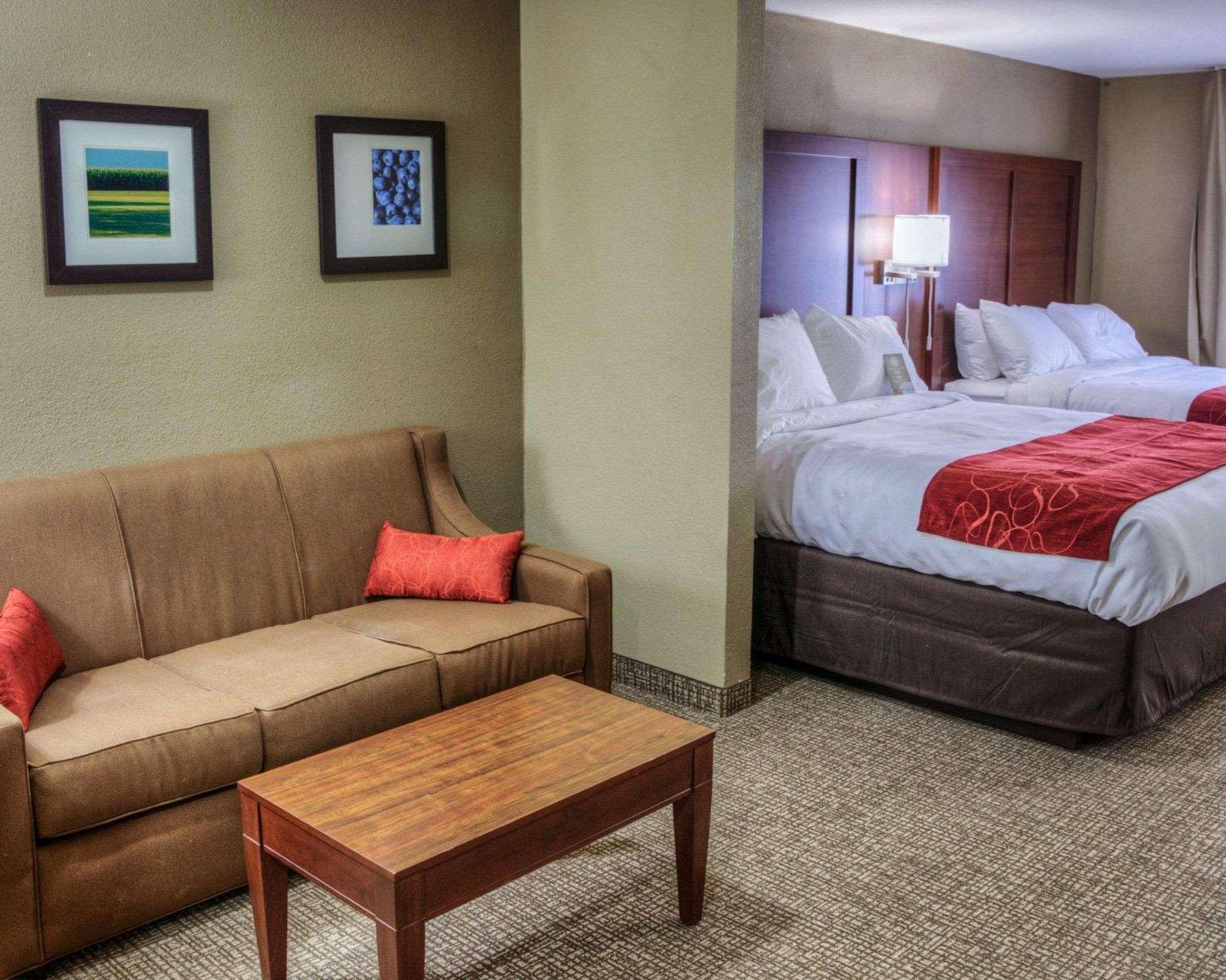 Comfort Suites Plymouth Near Us-30 Ngoại thất bức ảnh